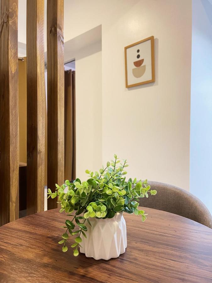 Airo Suites Makati Pasay Eksteriør bilde