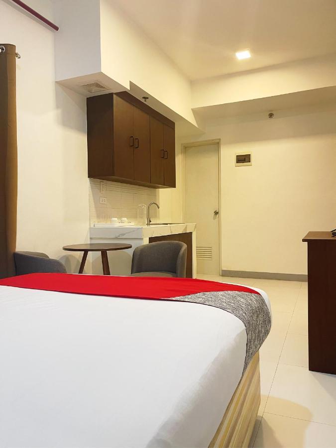 Airo Suites Makati Pasay Eksteriør bilde