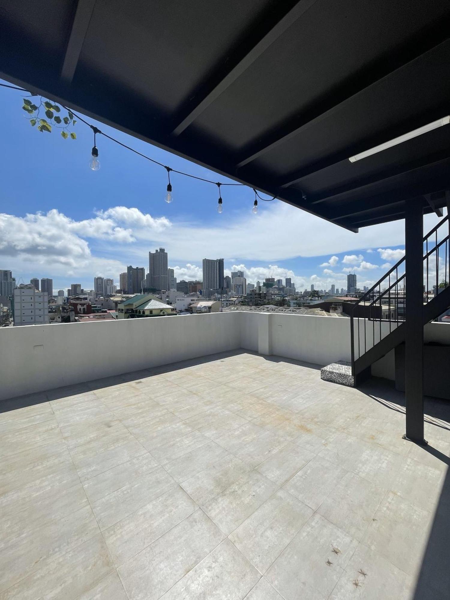 Airo Suites Makati Pasay Eksteriør bilde